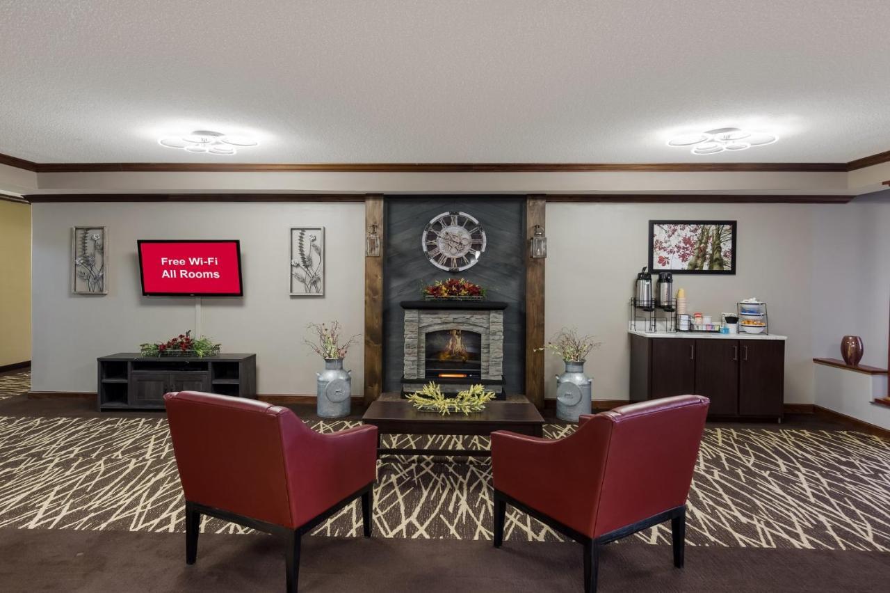 Red Roof Inn & Suites Bloomsburg - Mifflinville Екстер'єр фото