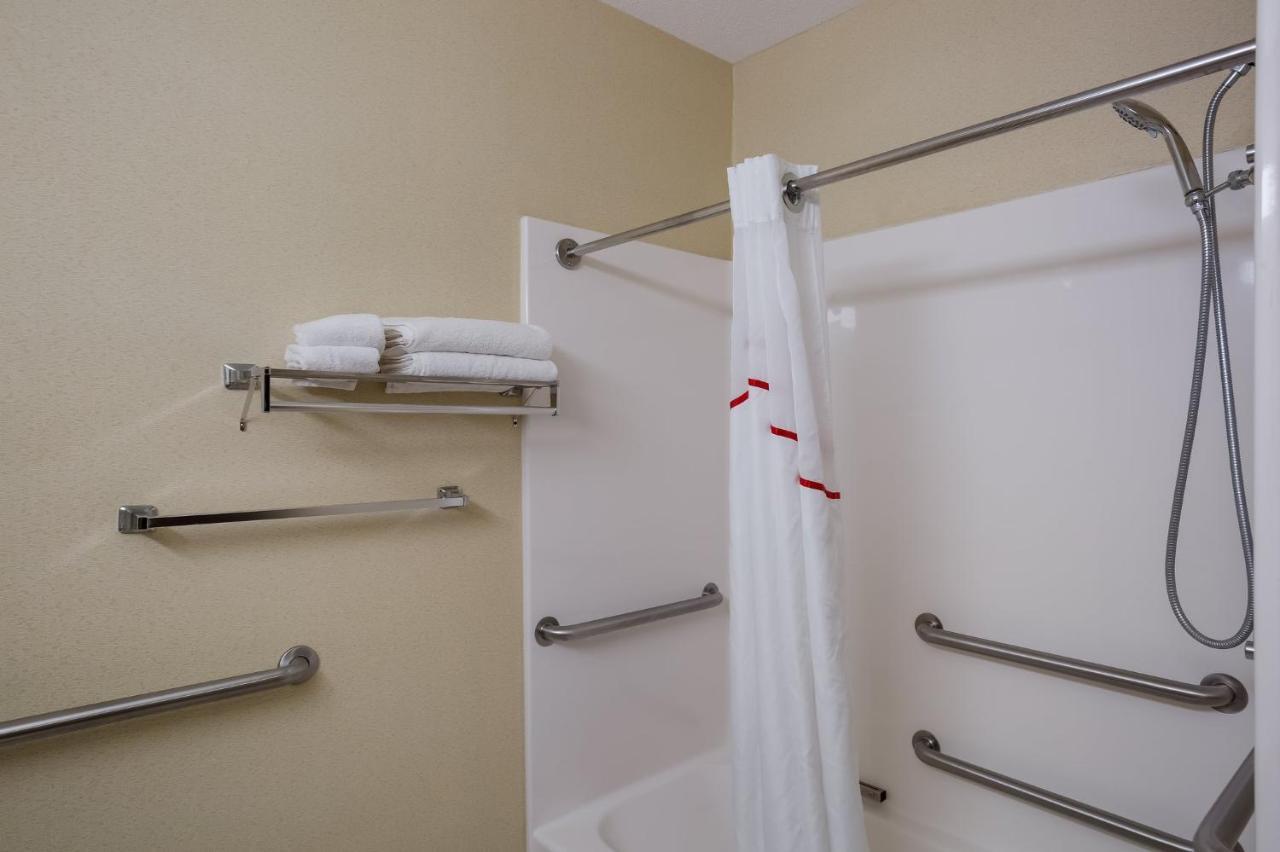 Red Roof Inn & Suites Bloomsburg - Mifflinville Екстер'єр фото