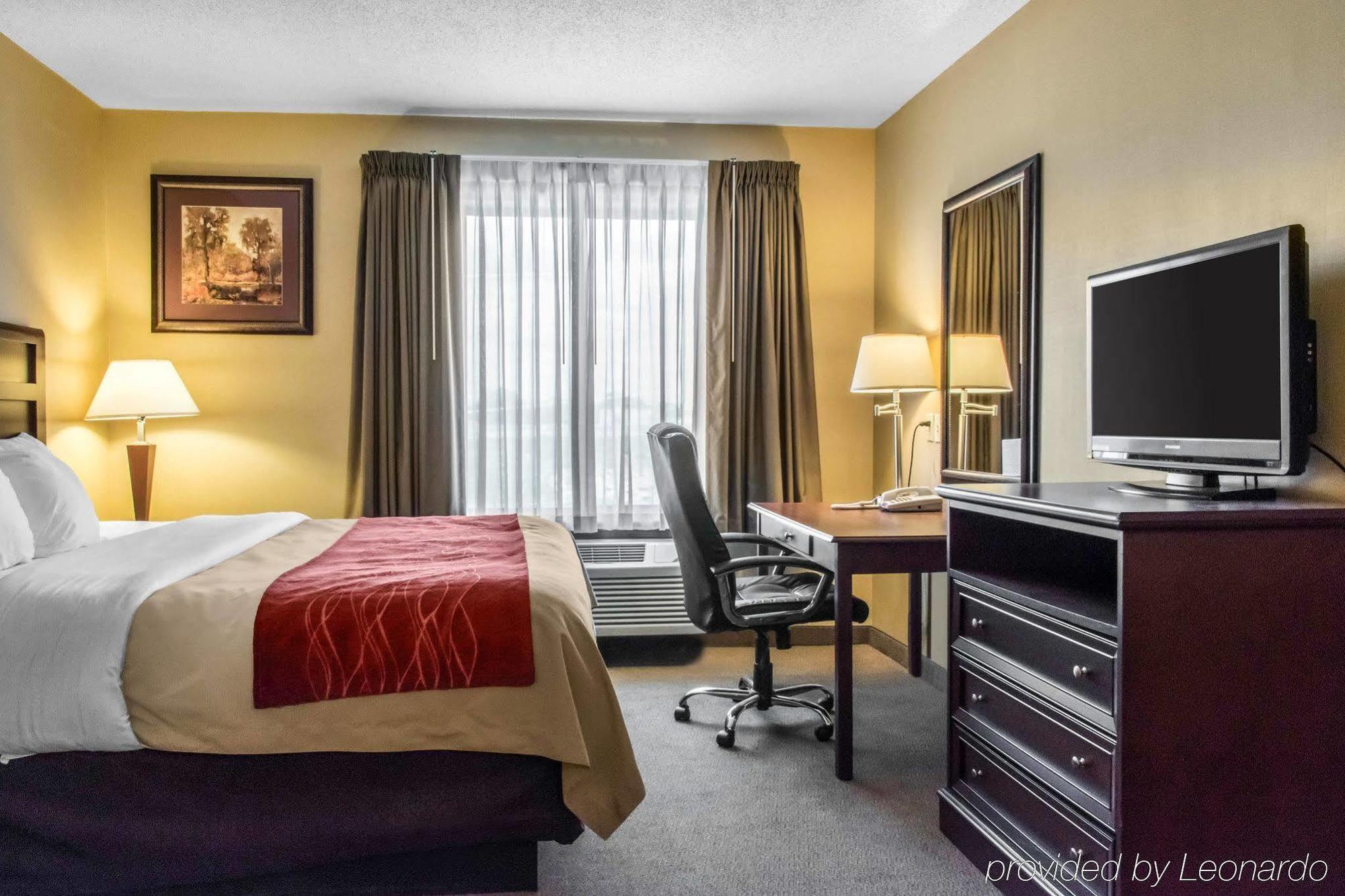 Red Roof Inn & Suites Bloomsburg - Mifflinville Екстер'єр фото